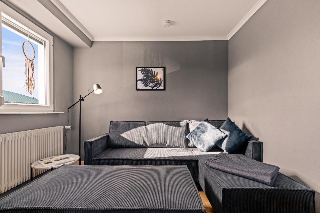 Apartment Fuer Bis Zu 6 Personen Mit Terrasse Und Klima Friedrichshafen Bagian luar foto