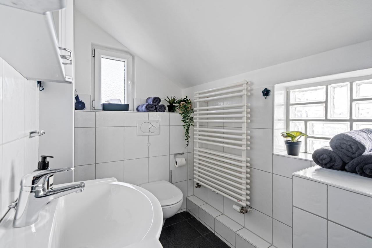 Apartment Fuer Bis Zu 6 Personen Mit Terrasse Und Klima Friedrichshafen Bagian luar foto