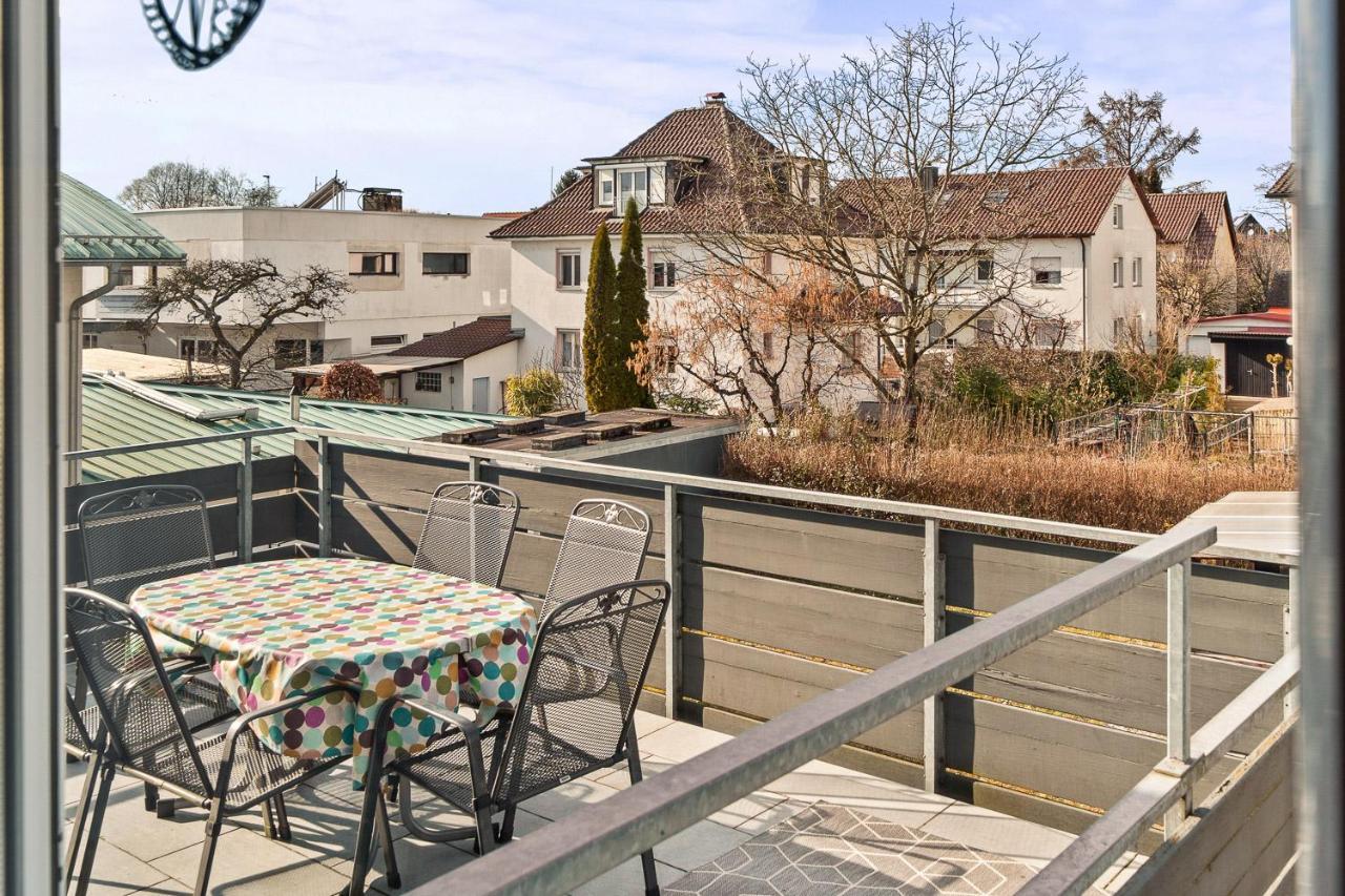 Apartment Fuer Bis Zu 6 Personen Mit Terrasse Und Klima Friedrichshafen Bagian luar foto